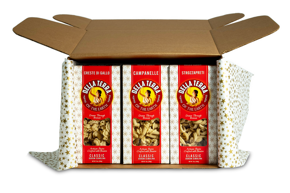 http://dellaterrapasta.com/cdn/shop/products/GiftBox_1200x1200.png?v=1666055306